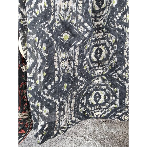 Free People Mostly Meadow Blouse XS Black Combo - Picture 12 of 12